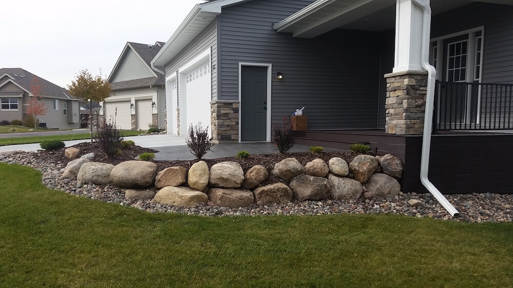 What Does A White Rock In The Front Yard Mean Garden Inspiration
